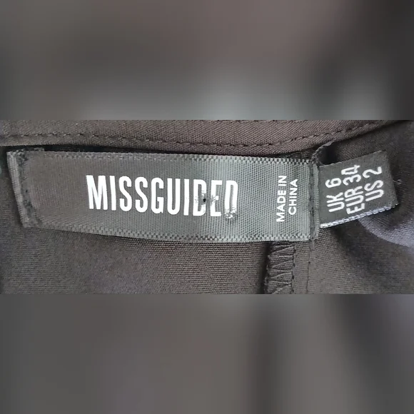 Missguided Black Cropped Puff Sleeve Top - Picture 4 of 5